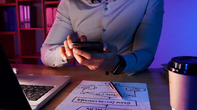 Custom App Development vs. Off-the-Shelf Apps